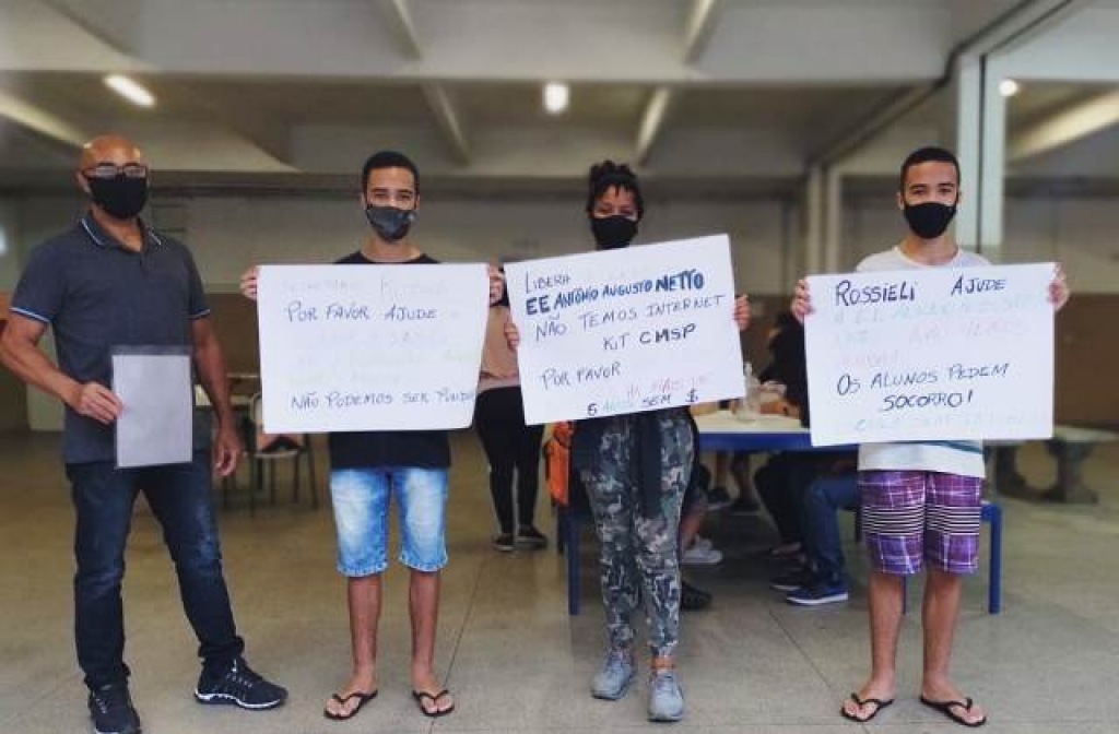 Secretário visita Marília e escola pede solução para sete anos de crise em repasses