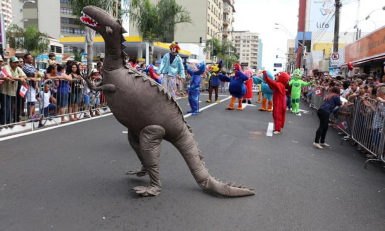 Marília programa desfile especial para 200 anos de Independência
