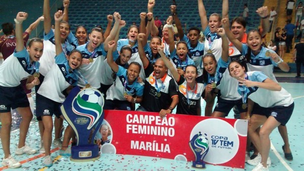 Time femino campeão em Santa Cruz – divulgação