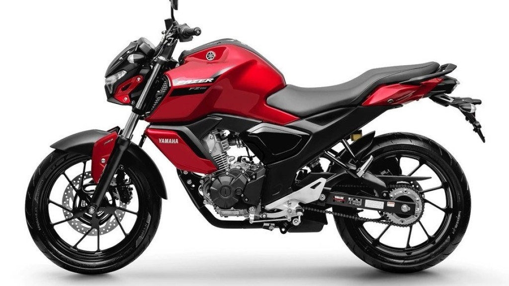 Yamaha apresenta linha 2023 da Fazer FZ15 ABS com novidades