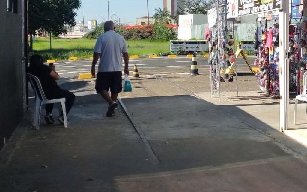 Sem acordo, audiência indica prazos para desocupação de ferrovia em Marília