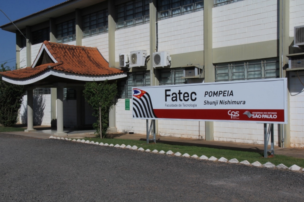 Fatec Pompeia recebe inscrições até dia 22; cursos já criaram startup nacional