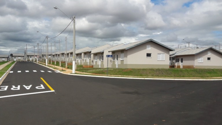 Menin entrega 359 casas do Firenze 2 nesta sexta em Marília