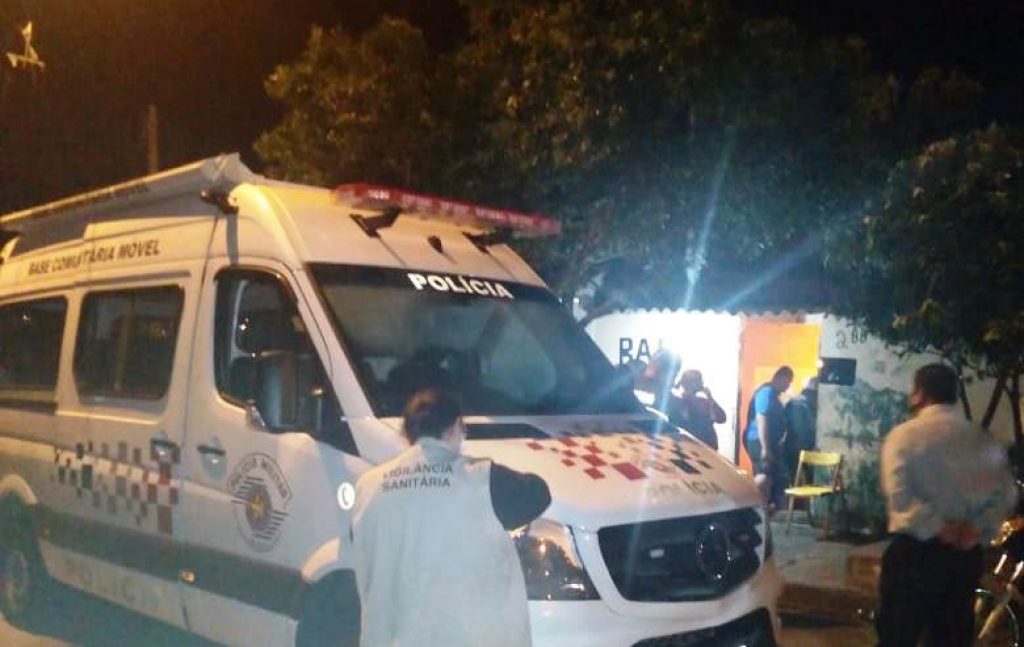 Fiscalização autua bares e restaurantes de Marília no final de semana
