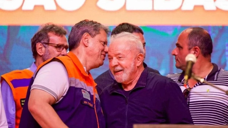 Republicanos recusa Lula e planeja Tarcísio na presidência em 2026