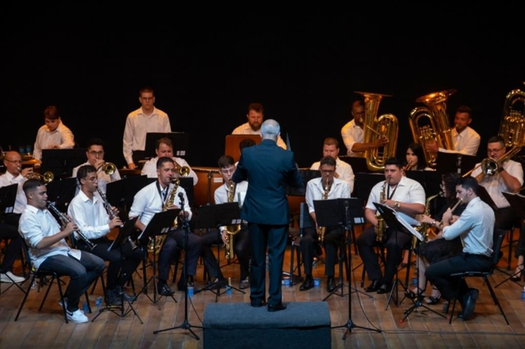 Banda Sinfônica de Marília terá show gratuito em Garça neste sábado