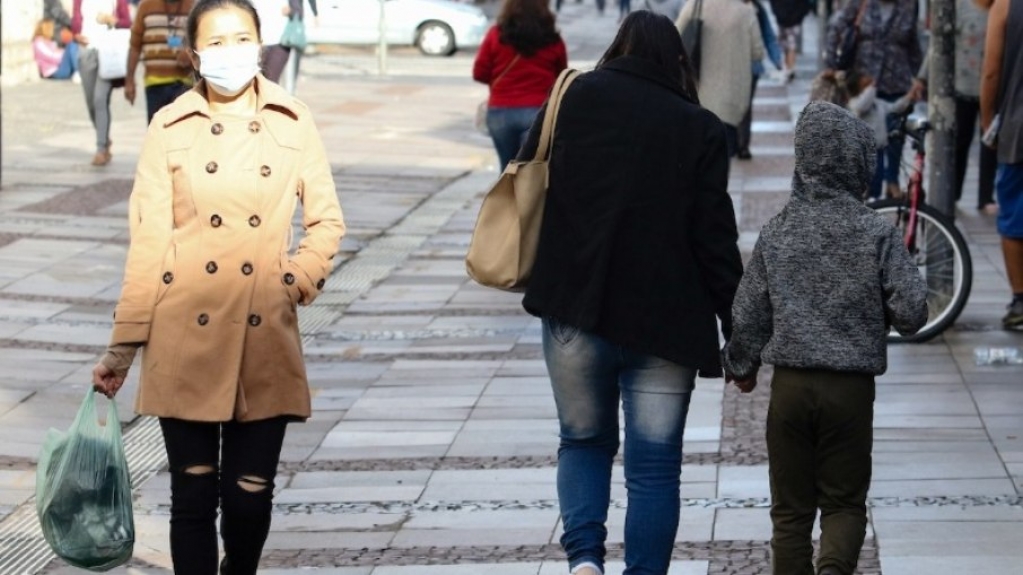 Inverno e temporada de furacões podem agravar Covid-19 nas Américas, alerta Opas