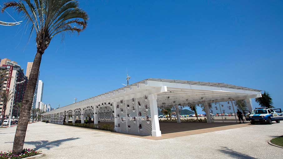 A Praça Portugal tem uma feira de artesanato. Foto: Divulgação/PMPG 19.12.2022