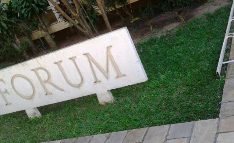 Justiça afasta gestores de bar fechado em Marília e autoriza delivery e drive-thru