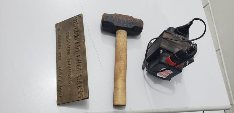 Acusado de furto é flagrado dentro de estabelecimento em Marília