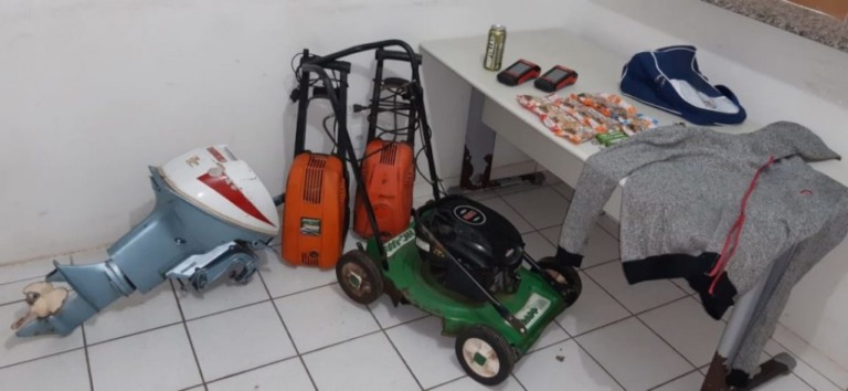 Polícia identifica acusado de furto em bares; homem depôs e foi liberado