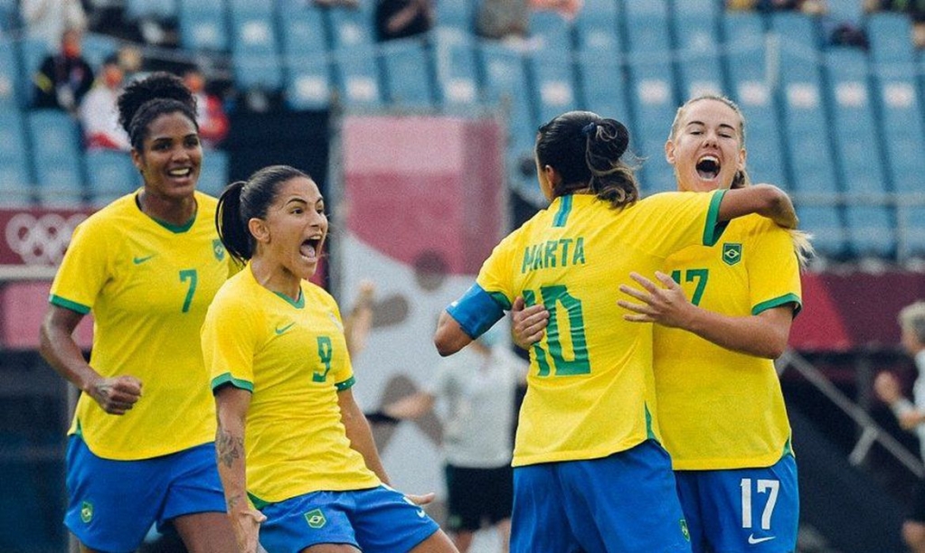 Seleção feminina goleia China em estreia na Olimpíada; homens enfrentam Alemanha