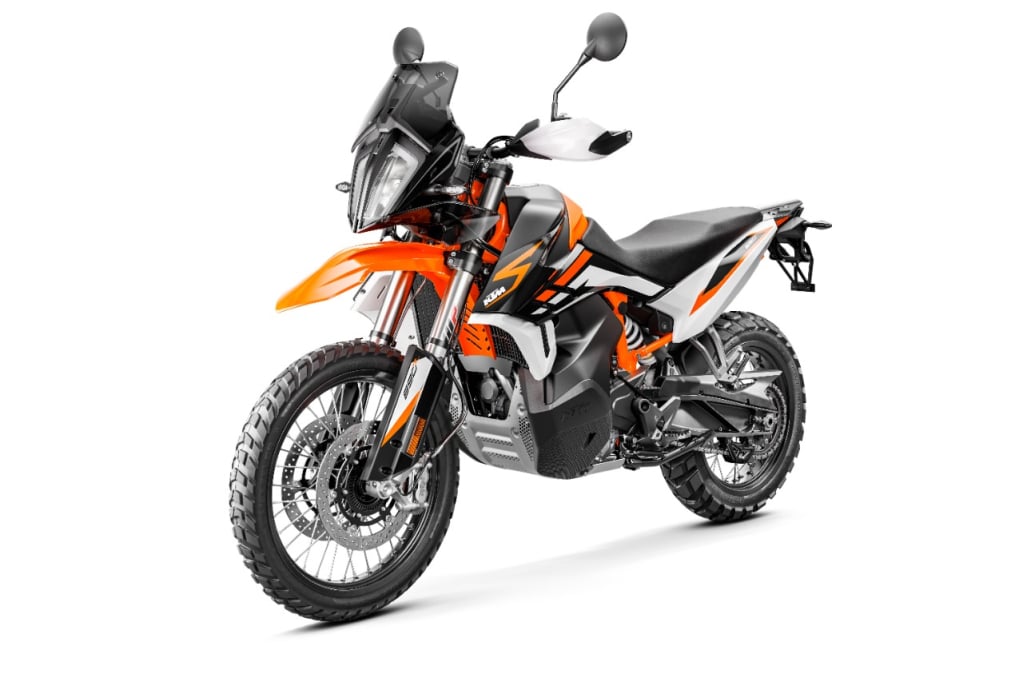 KTM 890 R está disponível nas concessionárias KTM do Brasil