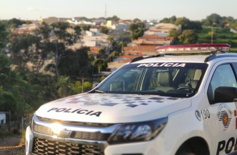 PM captura procurados durante rondas em Marília e Garça