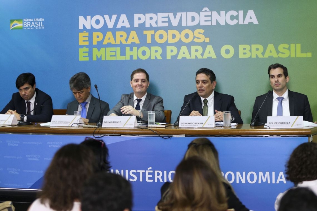 Presidente Jair Bolsonaro entrega proposta de reforma na Previdência – Agência Brasil