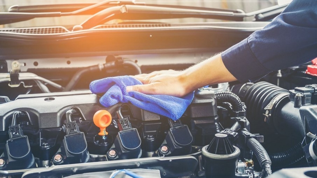 Saiba como lavar o motor do carro sem correr o risco de danificá-lo