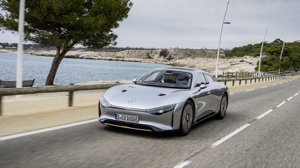 Conceito elétrico da Mercedes consegue mais de 1000 km de autonomia