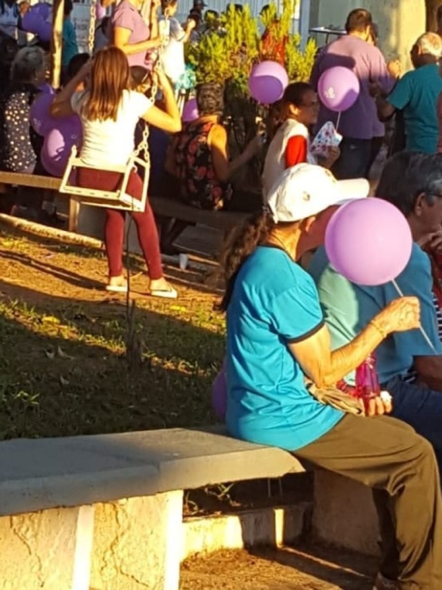 Feira da Memória promove reflexão e orientação sobre Alzheimer em Marília