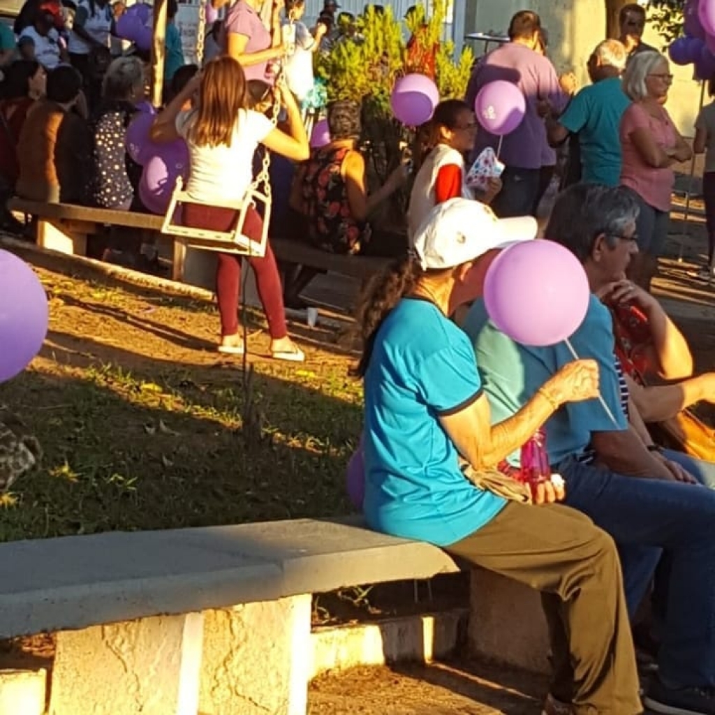 Feira da Memória promove reflexão e orientação sobre Alzheimer em Marília