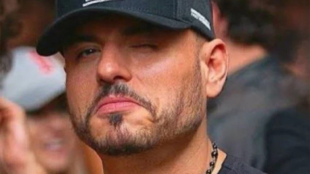 Carlinhos Mendigo é denunciado por comentários ofensivos Carlinhos Mendigo é denunciado por comentários ofensivos