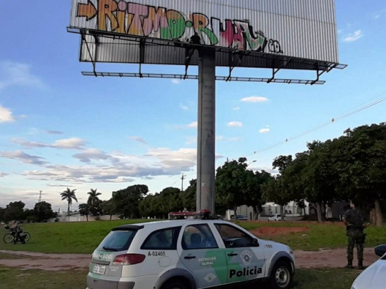Ambiental detém dois por grafitagem; faz aniversário e Operação nesta segunda