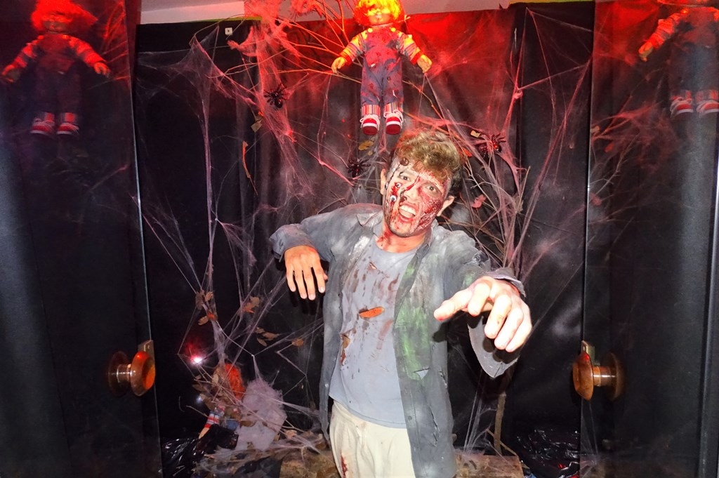 Labirinto Zombie faz horários especiais no Shopping Atenas a partir desta terça Labirinto Zombie faz horários especiais no Shopping Atenas a partir desta terça