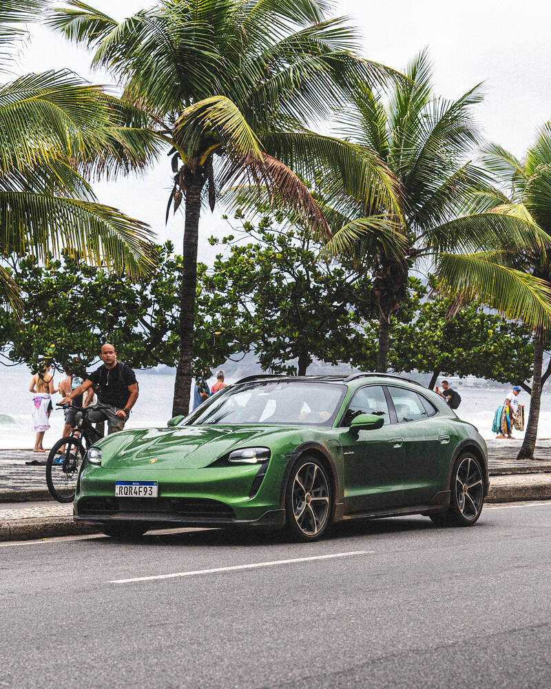 Porsche Taycan 4 Cross Turismo . Foto: Divulgação