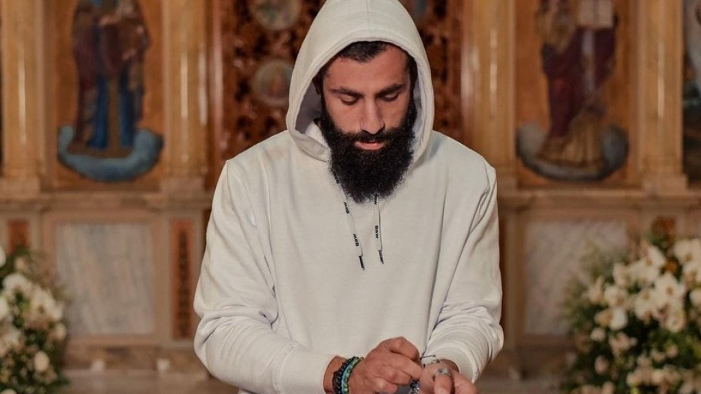 Kaysar Dadour, do "No Limite", lança música inédita em homenagem à mãe; confira! Kaysar Dadour, do "No Limite", lança música inédita em homenagem à mãe; confira!