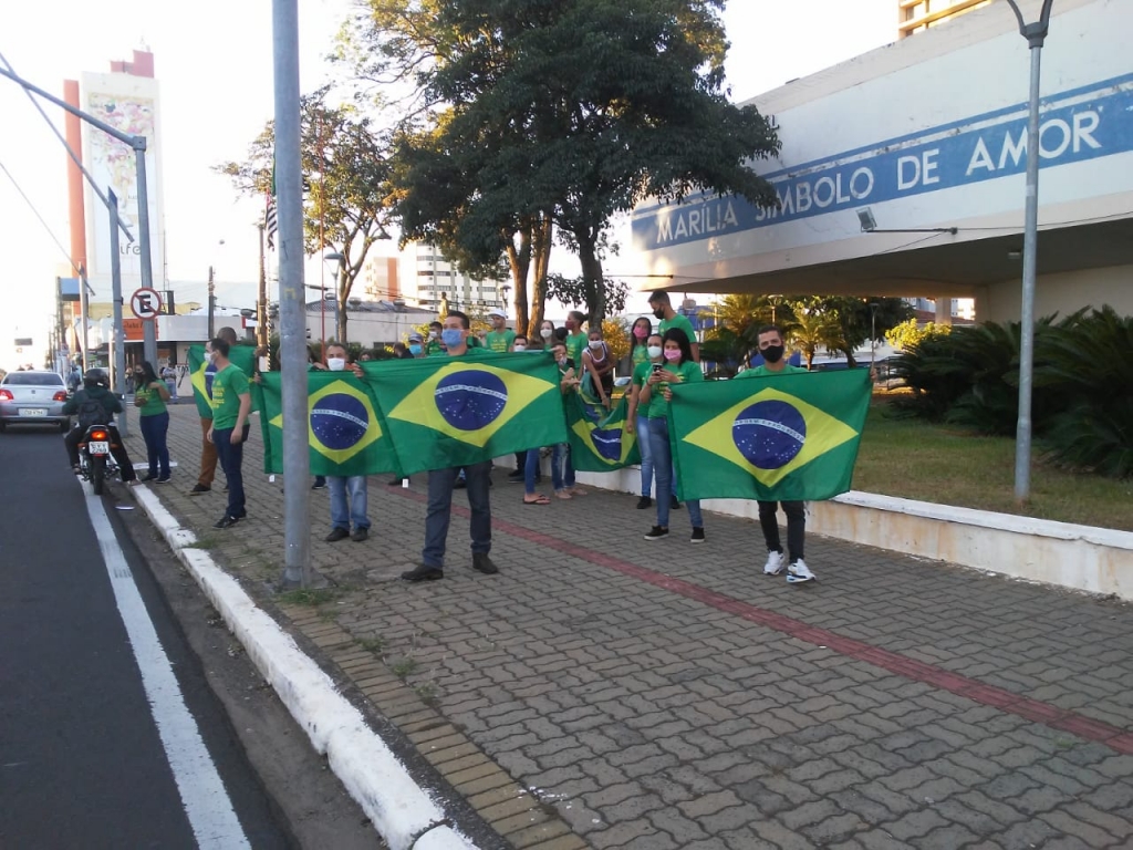Funcionários da Havan protestam no centro de Marília – Foto/Ieda de Paula