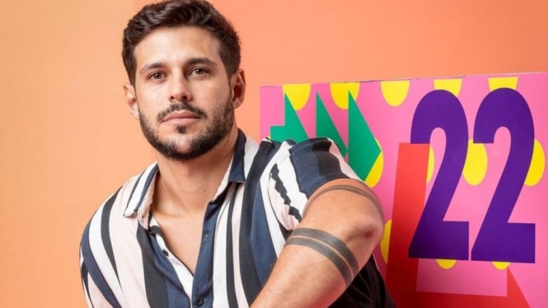 Ex-BBB Rodrigo Mussi é extubado, já fala e anda: "Renasceu"