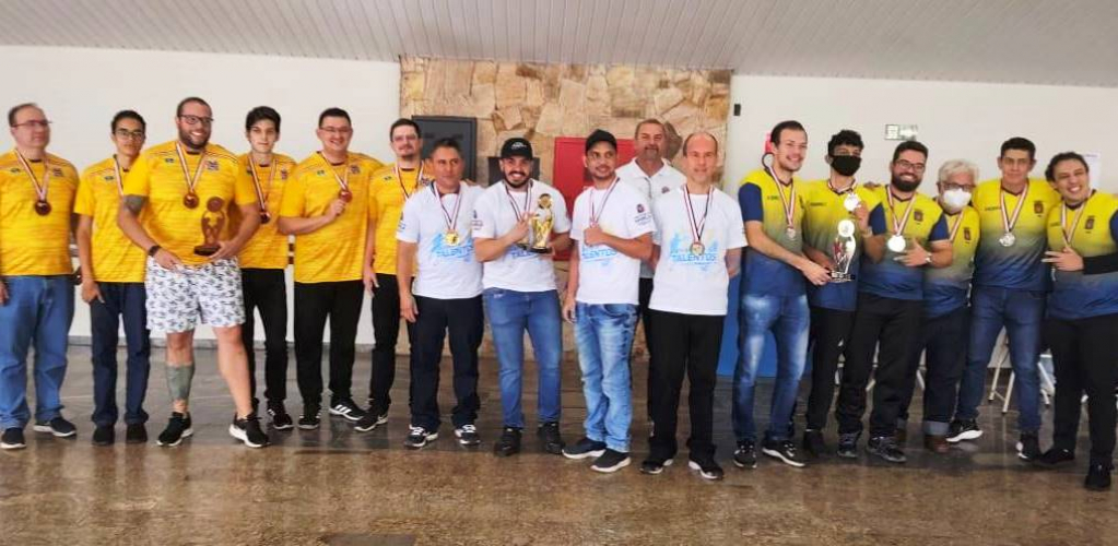 Xadrez leva medalhas de ouro e futsal de Marília goleia nos Jogos Regionais