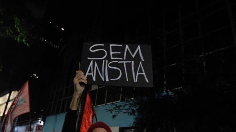 Entenda o que é anistia e por que termo tem sido usado após atos no DF