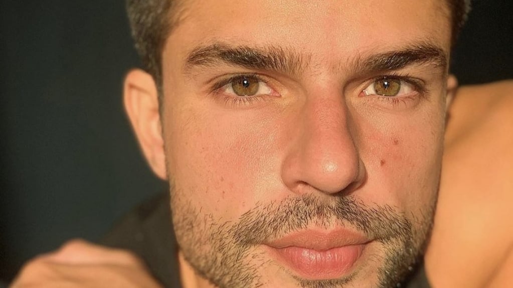 Filho de Sônia Lima e Wagner Montes escreve peça com hits do feminejo Filho de Sônia Lima e Wagner Montes escreve peça com hits do feminejo