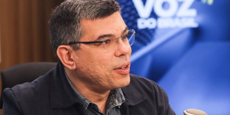 © Valter Campanato/Agência