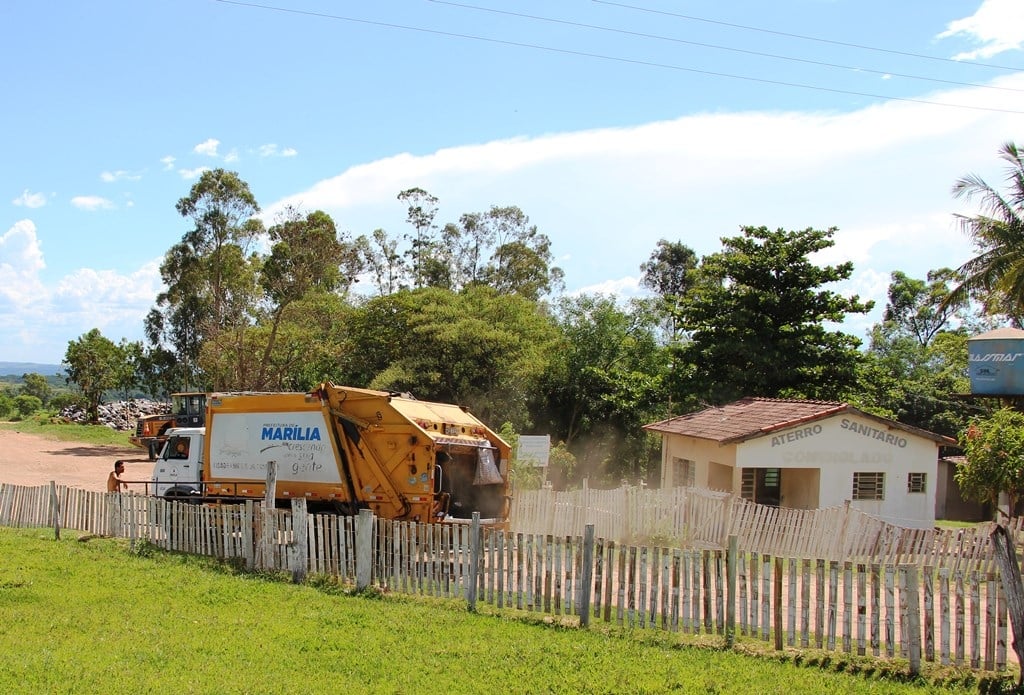 Licitação do lixo  é anulada, cidade prevê novos caminhões, concorrências e aterro