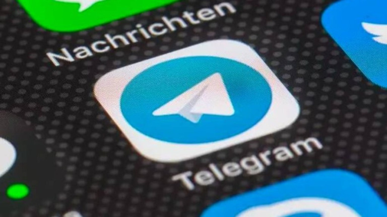 Moraes manda e Telegram exclui grupos bolsonaristas