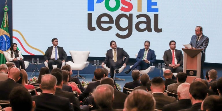 © Antônio Cruz/Agência