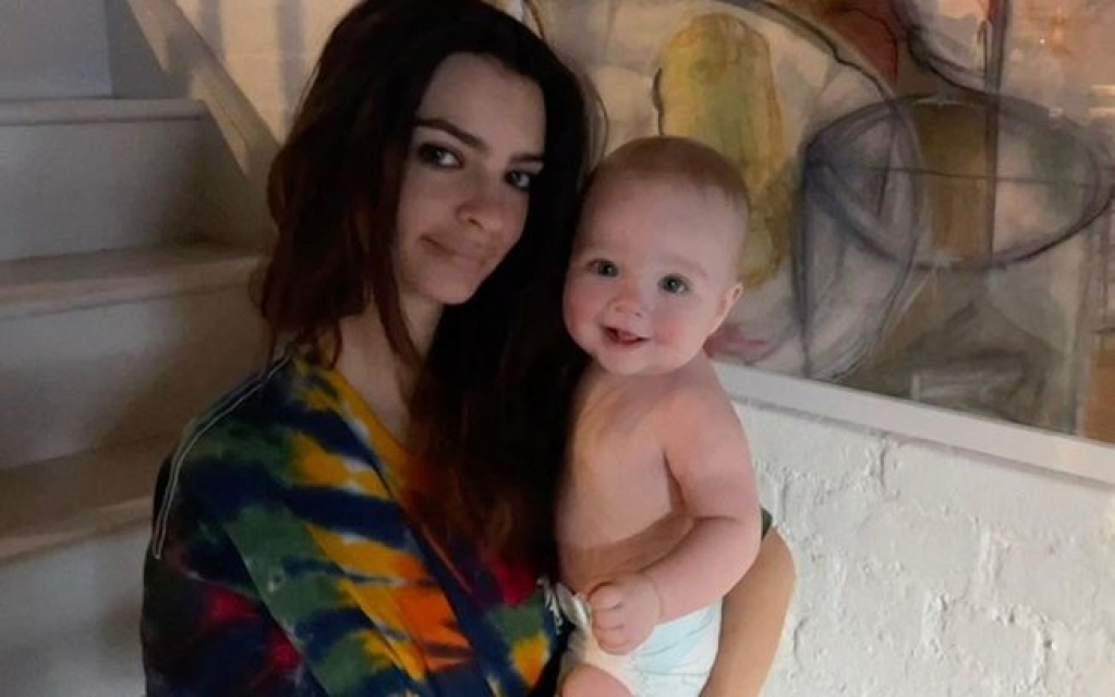 Emily Ratajkowski quase abandonou a carreira: 'Me sentia um fracasso' Emily Ratajkowski quase abandonou a carreira: 'Me sentia um fracasso'