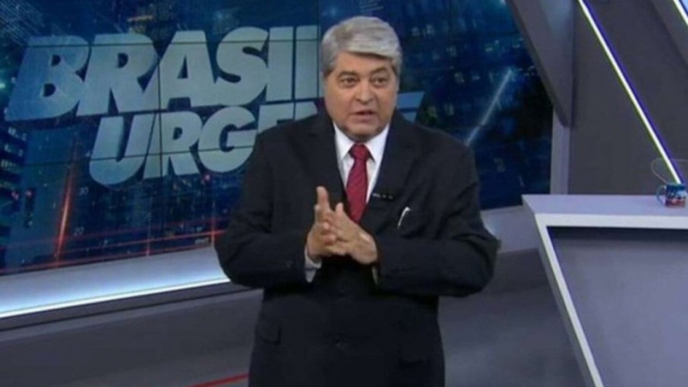 Datena desiste de candidatura e segue no comando do 'Brasil Urgente'