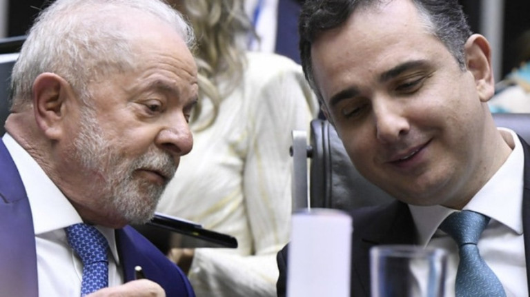 Presidente do Senado diz que Governo Lula 'não tem o direito de errar'