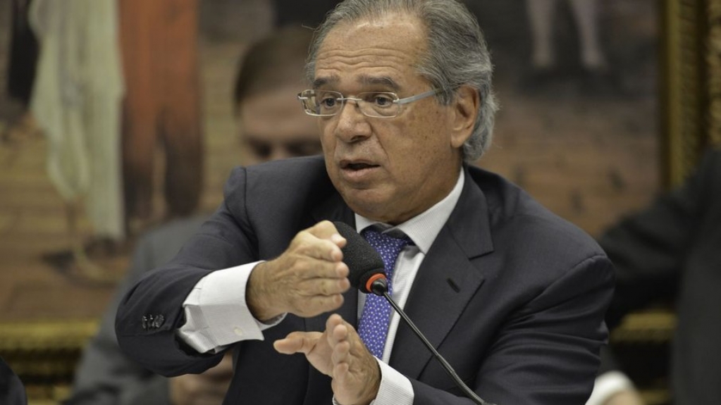 CCJ da Câmara aprova PEC que parcela o pagamento de precatório CCJ da Câmara aprova PEC que parcela o pagamento de precatório