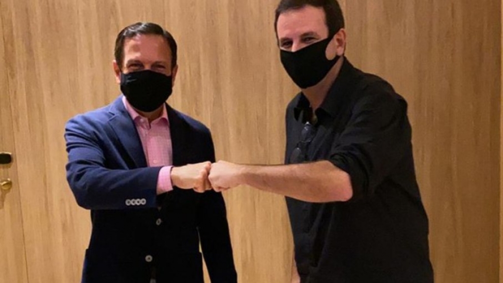 Paes admite "vitória" de Doria após nova antecipação em SP: "Pai da vacina"