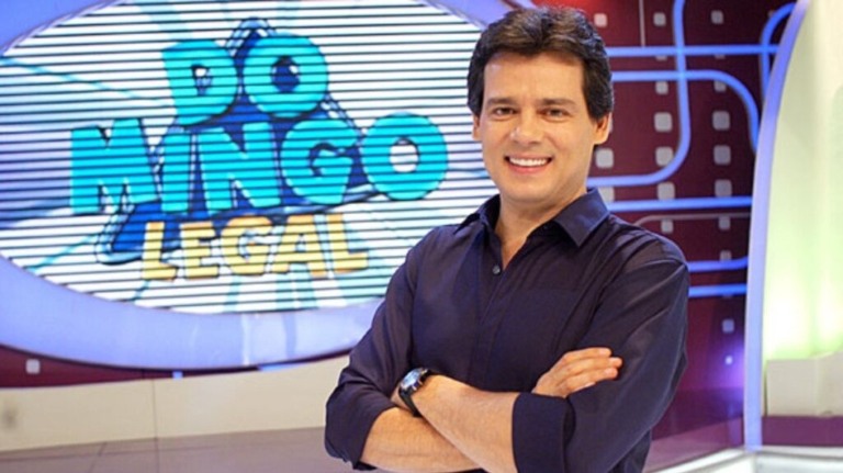 Celso Portiolli retorna à TV após luta contra câncer na bexiga