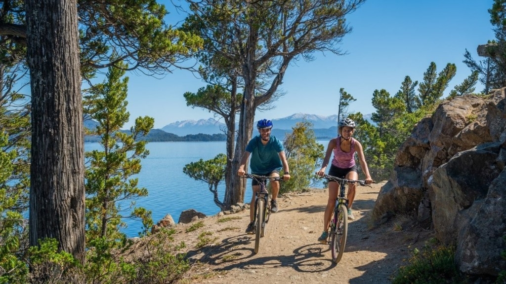 Divulgação/Emprotur Bariloche Bariloche não é só neve: confira atrações para curtir o verão no destino Divulgação/Emprotur Bariloche Bariloche não é só neve: confira atrações para curtir o verão no destino