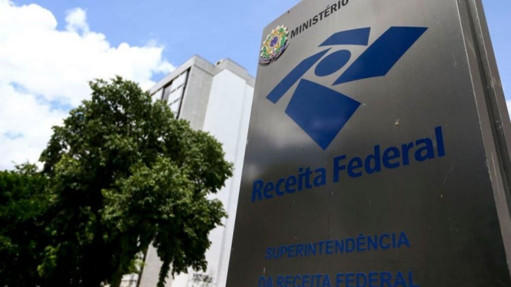 Auditores da Receita dizem que vão entregar cargos e prometem "apagão"; entenda