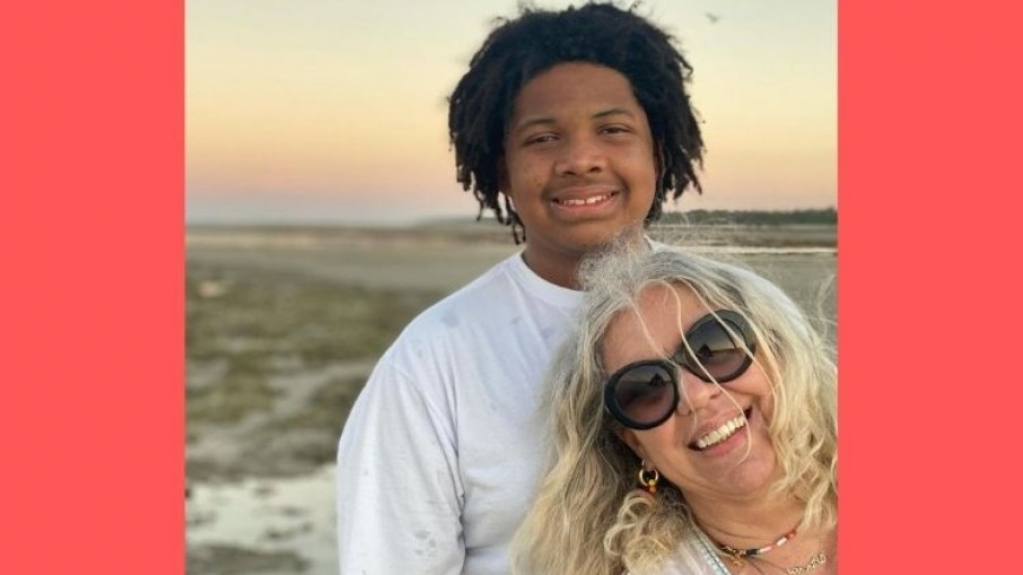 Astrid Fontenelle se revolta com racismo que filho sofreu em férias