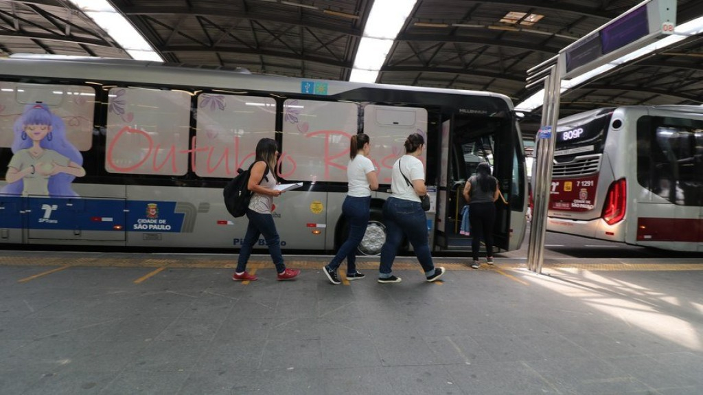 Prefeitura de São Paulo não fornecerá transporte gratuito no 2° turno