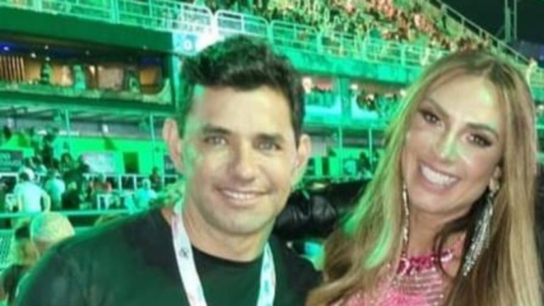 Carnaval: Nicole Bahls e namorado tentam disfarçar crise, diz amiga