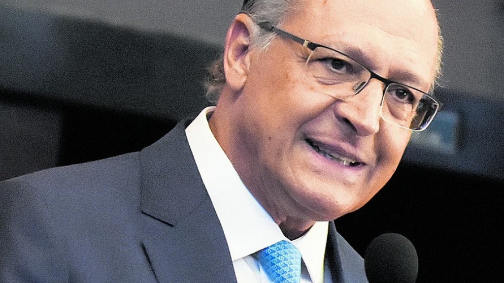 Aliados pressionam Alckmin a desistir da vice de Lula