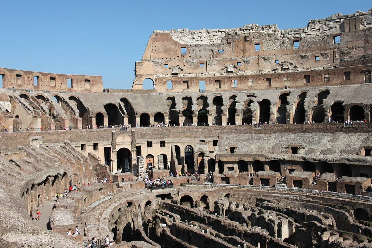 Interior do Coliseu durante tour . Foto: CarlaBron/Pixabay